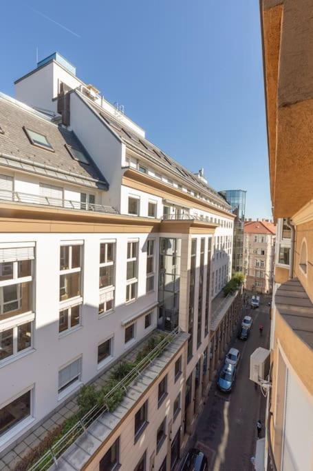 S22 Apartment Budapest Esterno foto